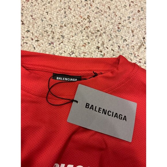 Balenciaga Red Athletic Center Logo Tee - Picture 3 of 5